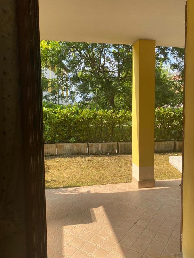 Appartamento Il Faro Con Giardino In Residence Con Piscina Desenzano del Garda Buitenkant foto